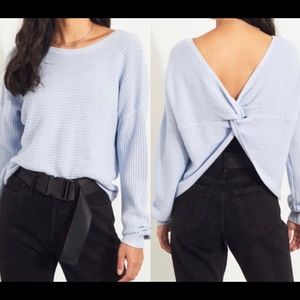 Sold ❣️ NWOT Hollister Twist Back Reversible Sweater